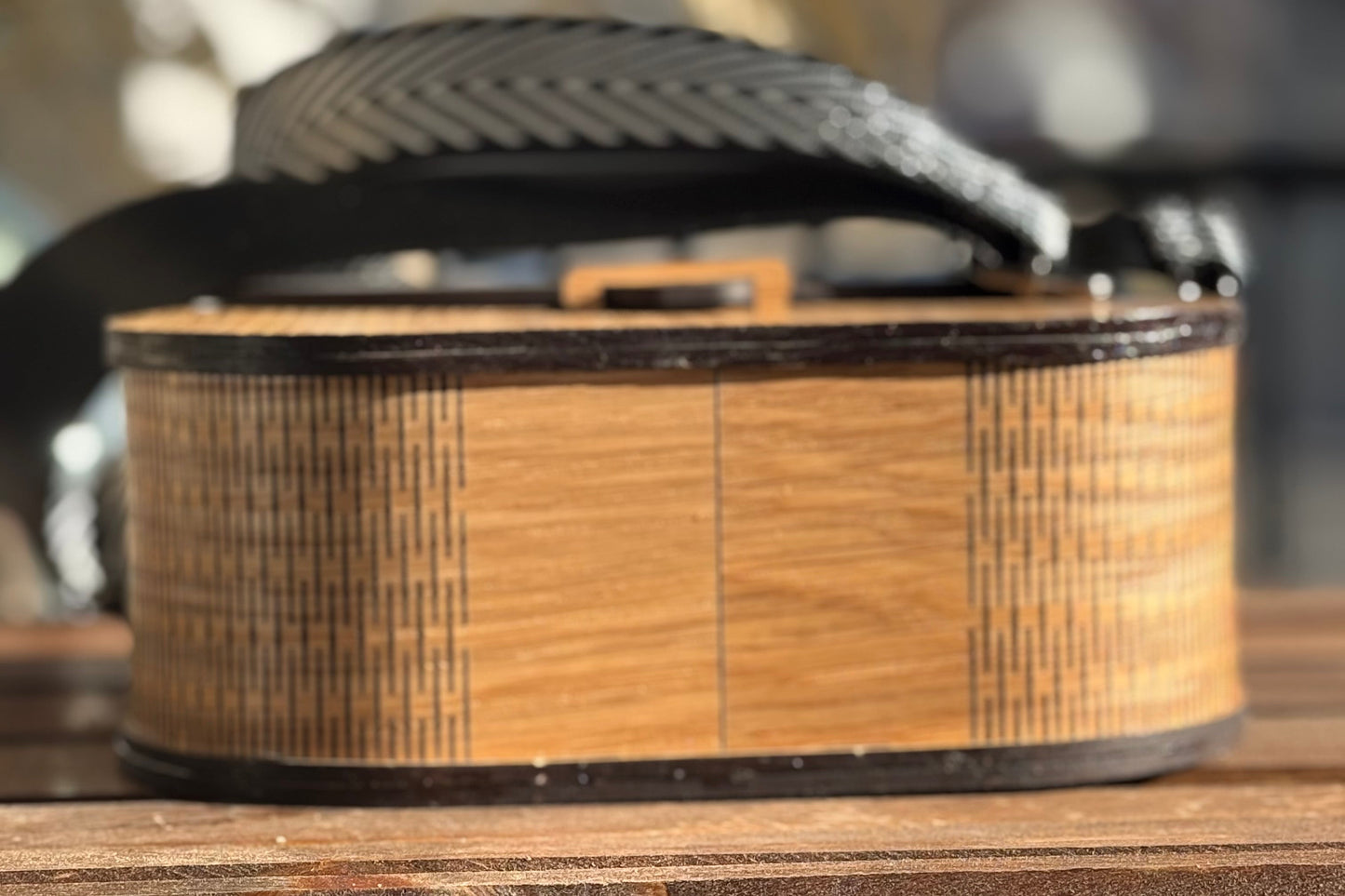 The Billy Bag w/white oak wood