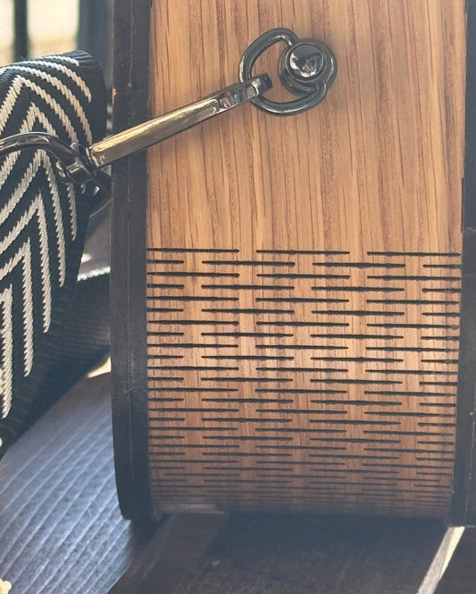 The Billy Bag w/white oak wood